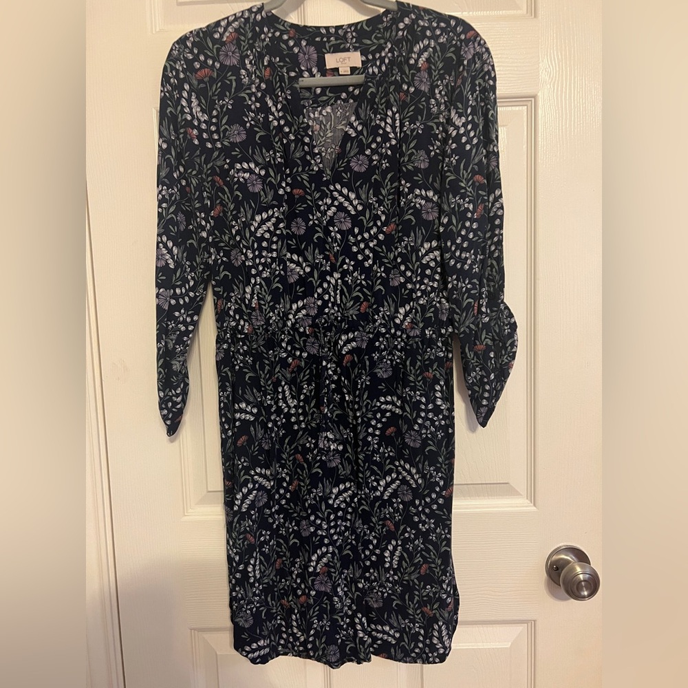 Loft dress Size m
